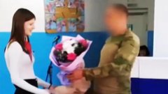 Боец СВО встретился со школьницей из Переволоцкого района, написавшей ему письмо 