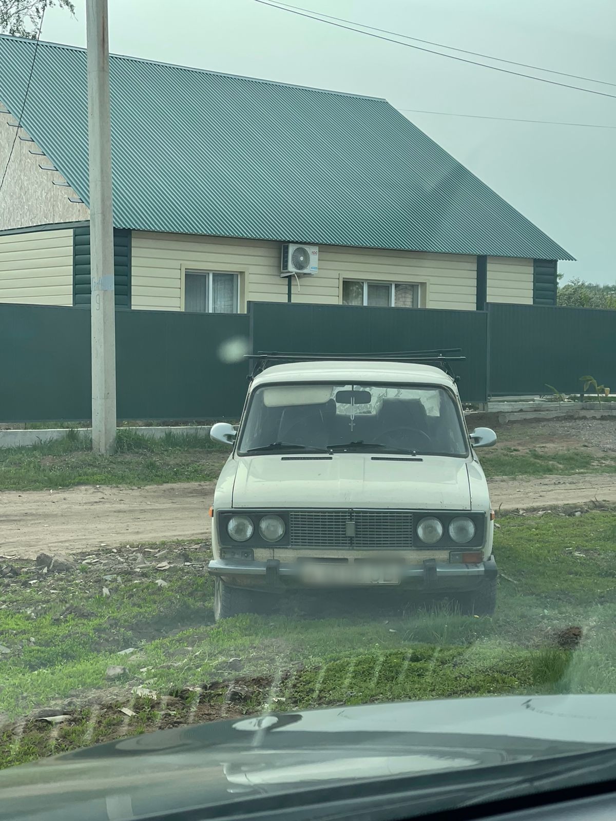 В Переволоцком районе задержан угонщик двух авто и прицепа | Новости  Переволоцкого района